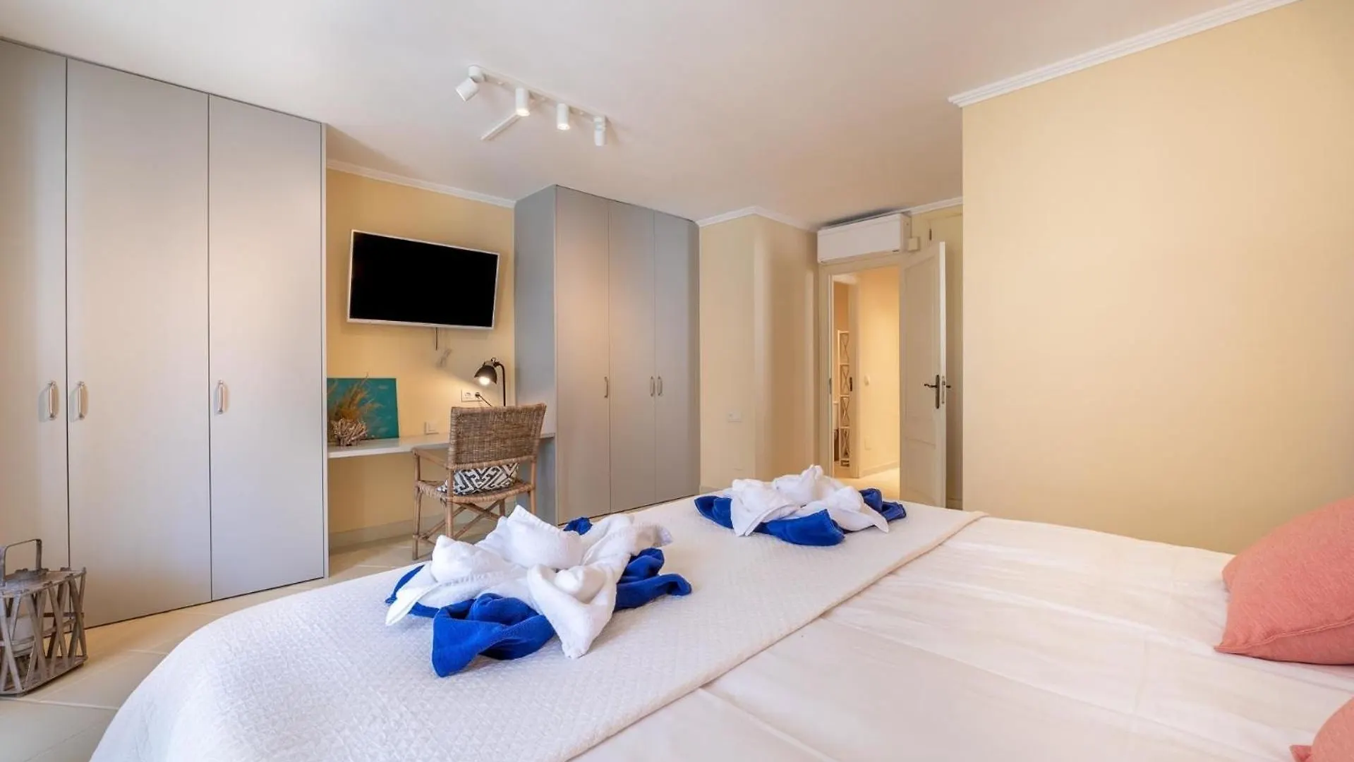 Ferienwohnung Fuer 4 Personen Ca 168 Qm In Portocolom, Mallorca Suedostkueste Von Mallorca Portocolom  0*, Portocolom (Mallorca)